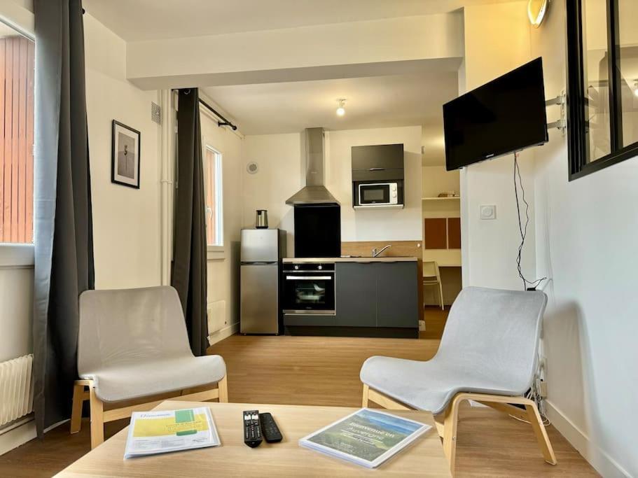 Joli F2 4prs Equipe « clos Notre Dame » Clermont-Ferrand